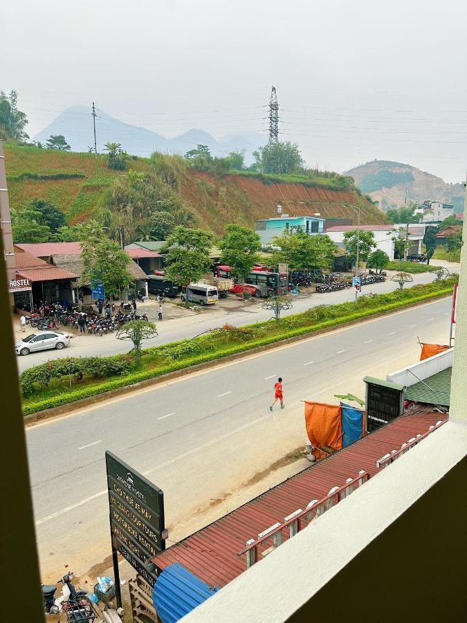 Delapong Guest House - Motorbike Tour Ha Giang Bagian luar foto