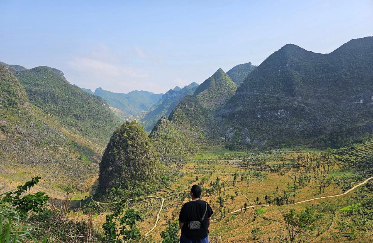 Delapong Guest House - Motorbike Tour Ha Giang Bagian luar foto